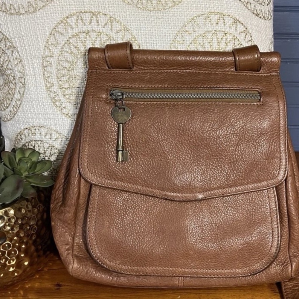 Fossil VTG Brown Cognac Leather 75082 Shoulder Crossbody Purse Bag Key 3-Pocket